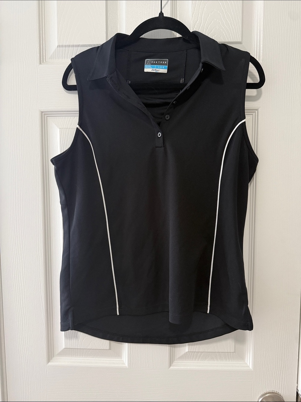 EUC PGA TOUR BLACK GOLF TANK TOP SIZE LARGE